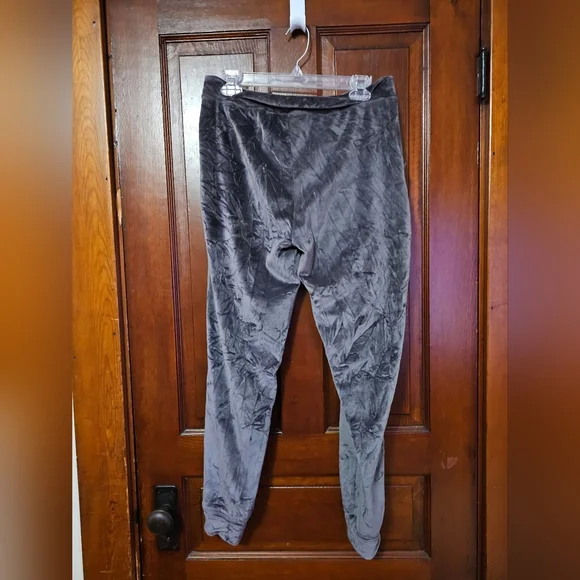 House of Harlow 1960 Velour Jogger - Picture 2 of 9